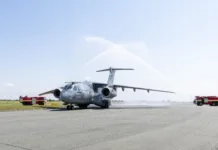 República Tcheca recebe primeiro C-390 Millennium e amplia parceria estratégica com a Embraer
