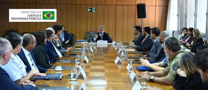 reuniao-tecnica-debate-integracao-entre-orgaos-para-reforcar-seguranca-em-portos-aeroportos-e-corredores-logisticos