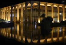 Tarifaço dos EUA: Brasil inicia processo para avaliar medidas de reciprocidade